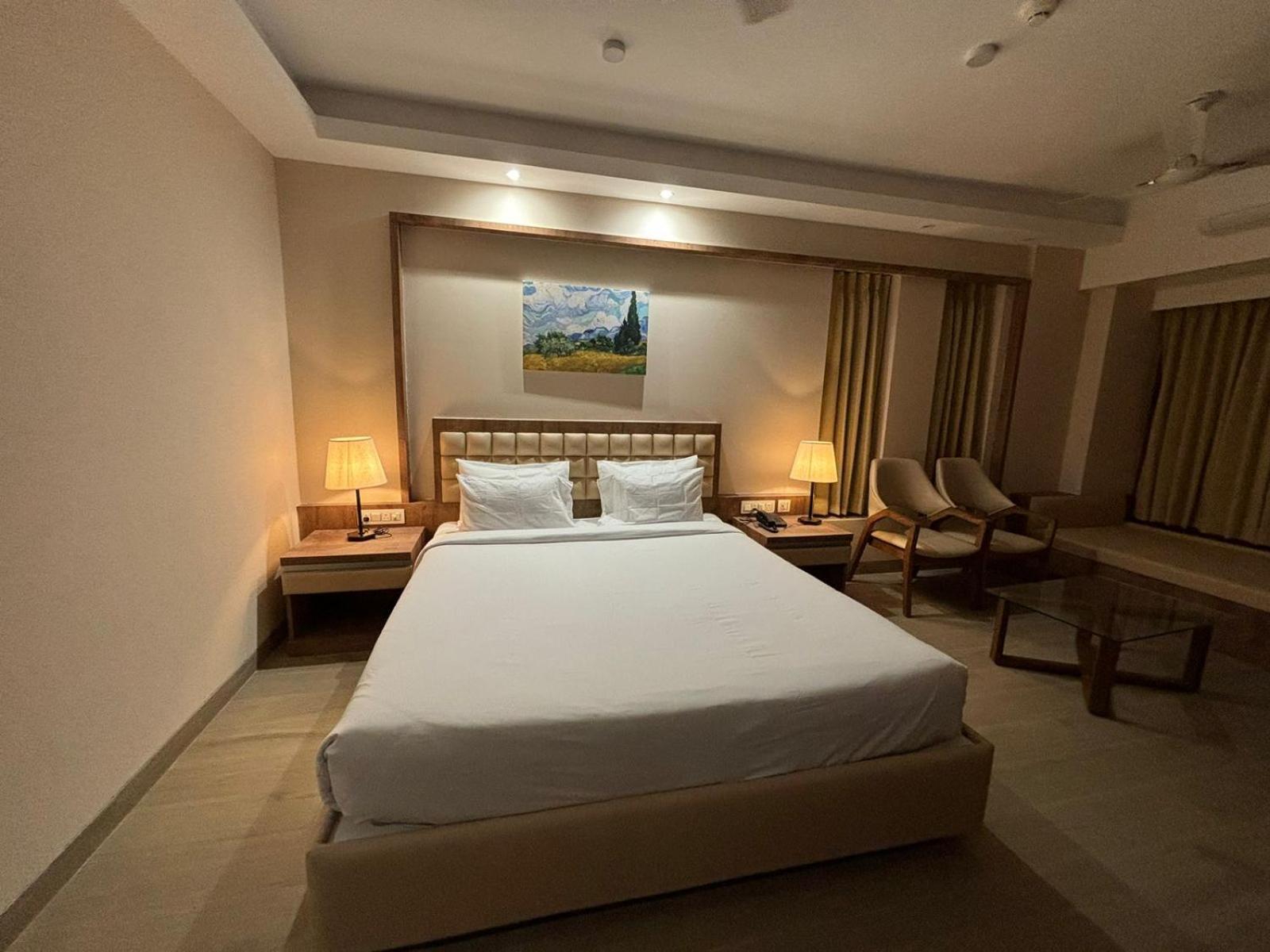 The Pearl Club Resort Shānti Niketan Exteriör bild