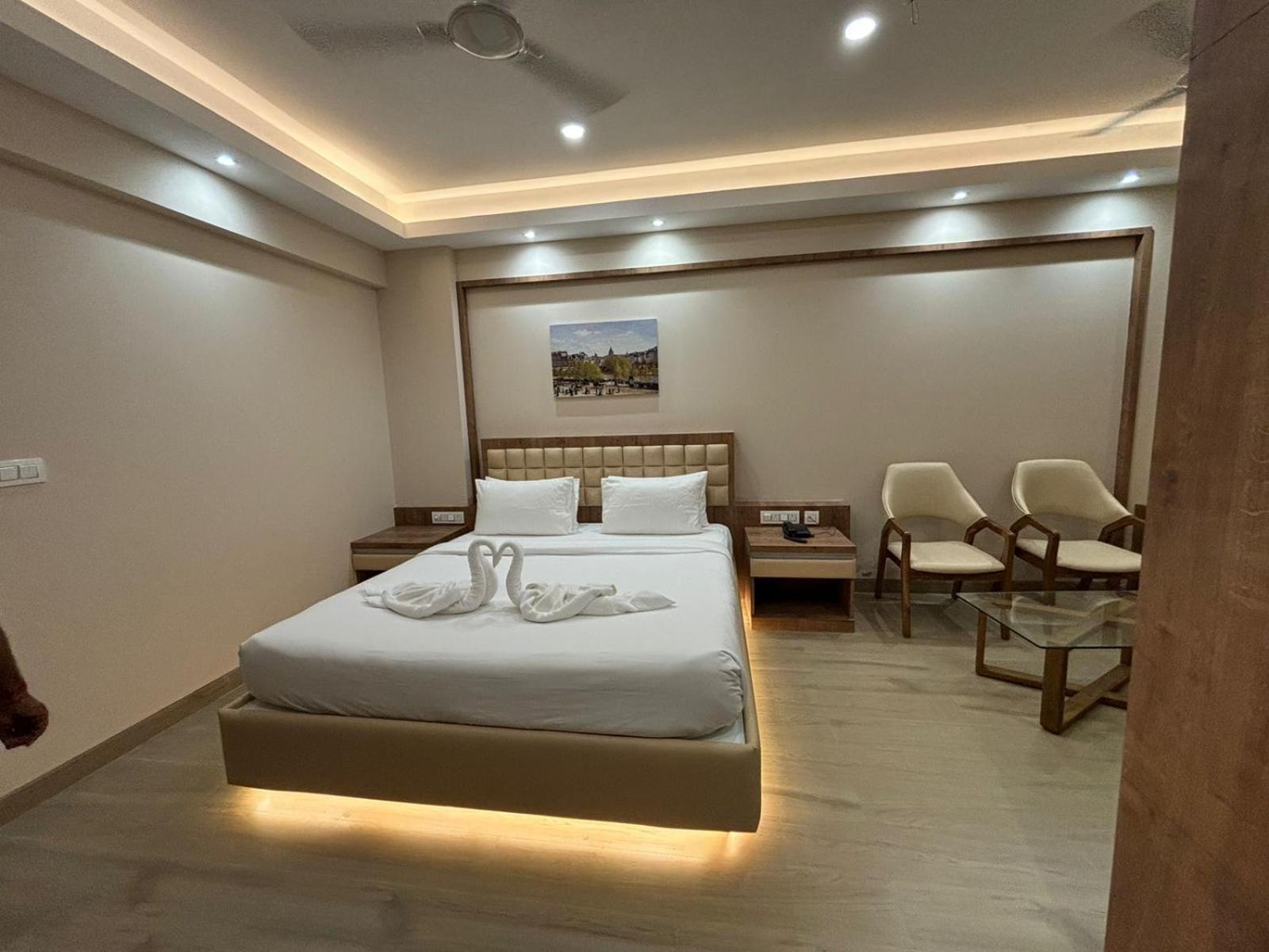 The Pearl Club Resort Shānti Niketan Exteriör bild