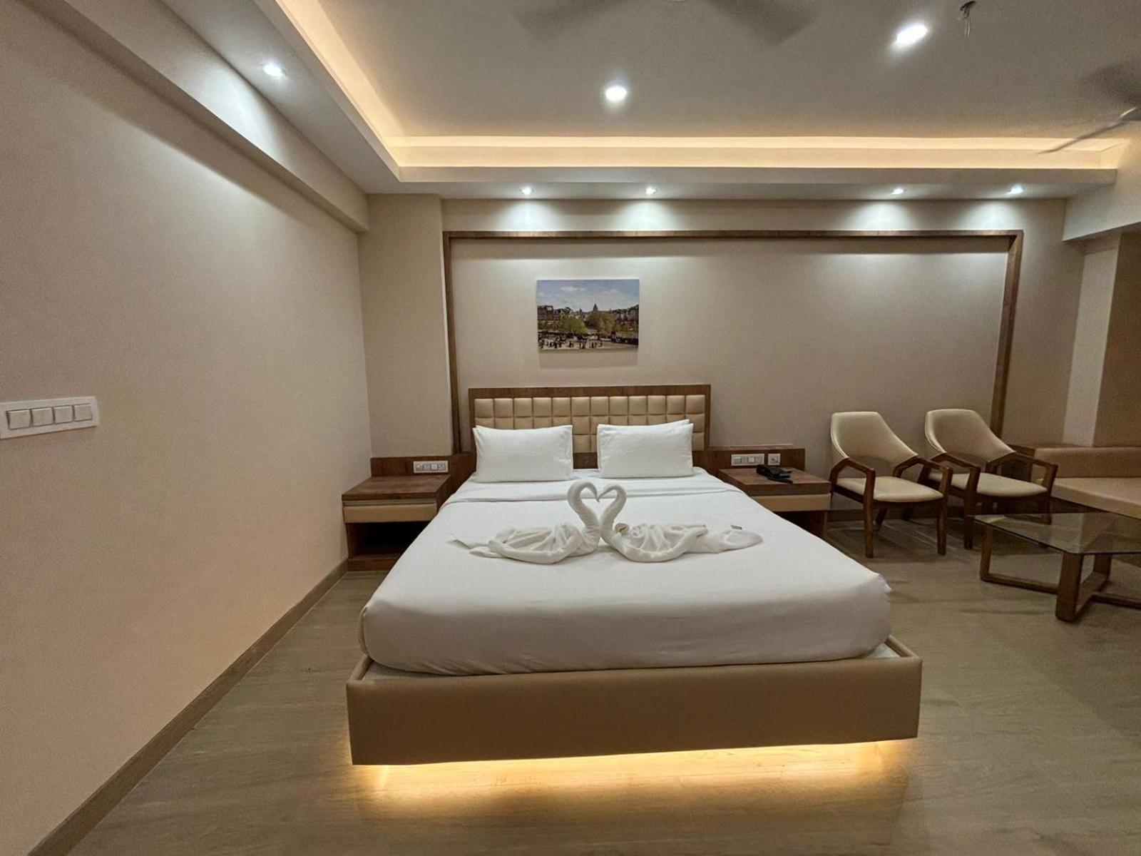 The Pearl Club Resort Shānti Niketan Exteriör bild