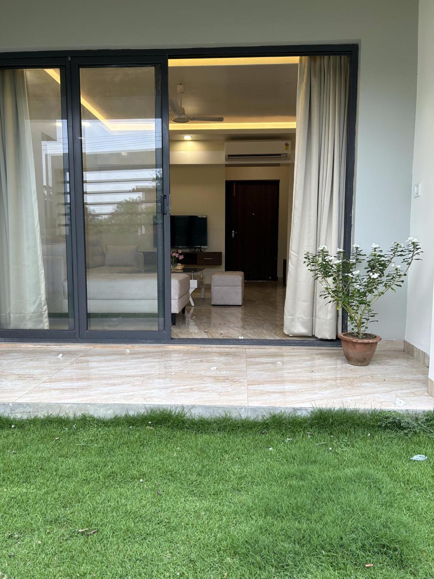 The Pearl Club Resort Shānti Niketan Exteriör bild