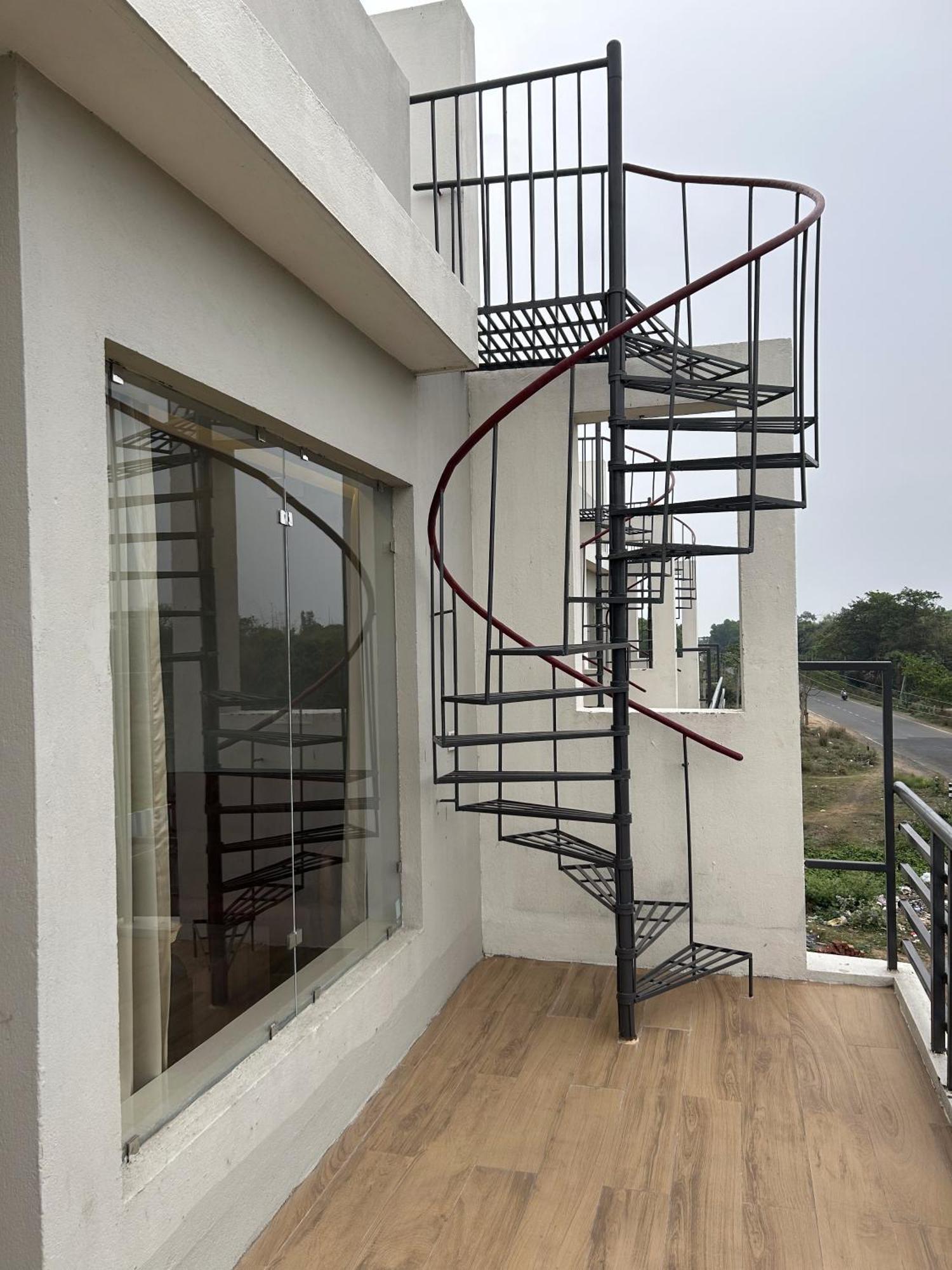 The Pearl Club Resort Shānti Niketan Exteriör bild