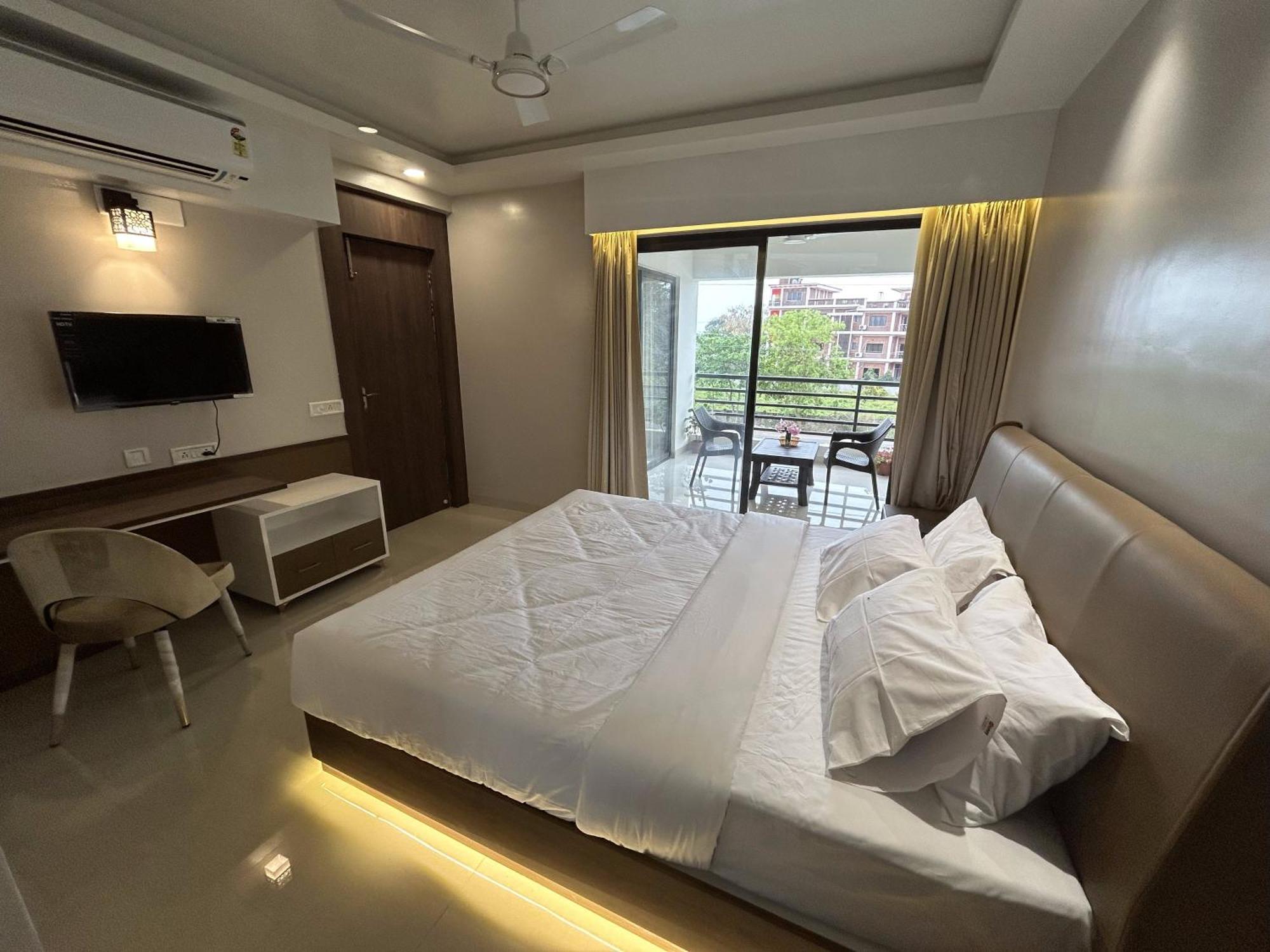The Pearl Club Resort Shānti Niketan Exteriör bild